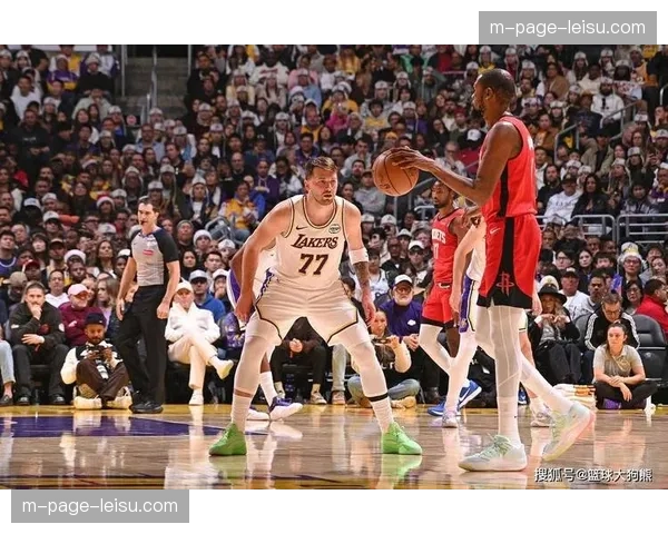 丹尼尔斯28分7篮板6助攻全面表现 老鹰大胜勇士送对手三连败